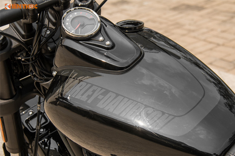 Chi tiết Harley Davidson Fat Bob giá bán 817 triệu đồng 7