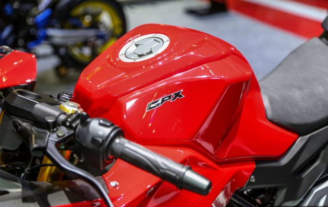 Bộ ba GPX Racing "ngầu" như Ducati nhưng giá siêu mềm chỉ 47 triệu 202
