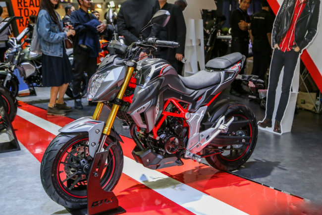 Bộ ba GPX Racing "ngầu" như Ducati nhưng giá siêu mềm chỉ 47 triệu 214