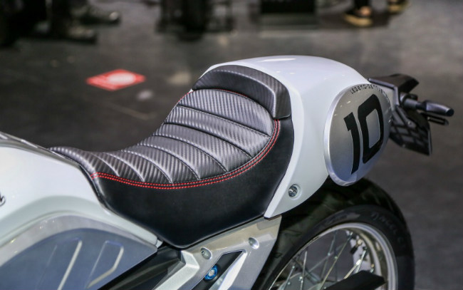 Bộ ba GPX Racing "ngầu" như Ducati nhưng giá siêu mềm chỉ 47 triệu 234