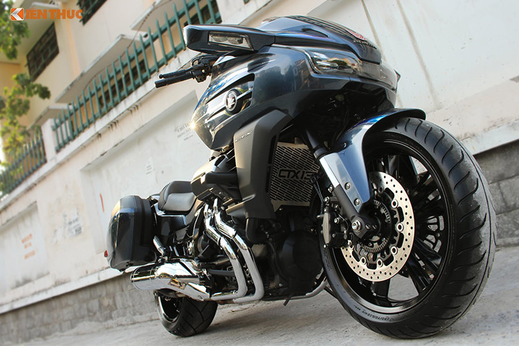 Nhìn lại mẫu môtô Honda CTX1300 đời 2016 có giá 470 triệu tại Sài Gòn 168