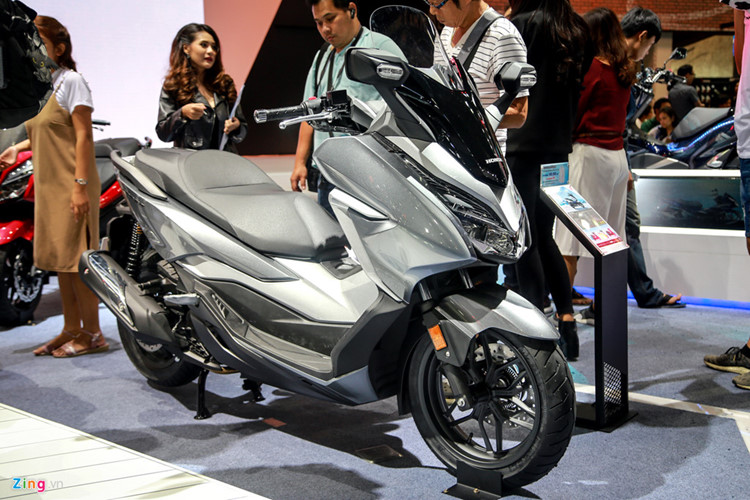 Siêu xe ga Honda Forza 300 đã chính thức trình làng 20 Siêu xe ga Honda Forza 300 đã chính thức trình làng 19
