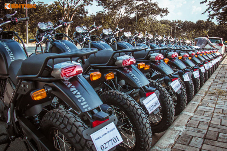 Chi tiết chiếc môtô Royal Enfield Himalayan giá 131 triệu đồng tại Việt Nam 135